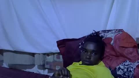 Snapshot of princess_scovia chatting on October 15, 7:52 am princess_scovia online show from October 15, 7:52 am