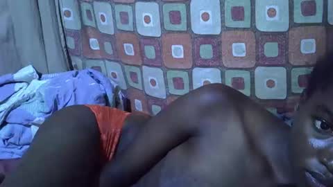 Snapshot of princess_scovia chatting on October 20, 7:31 am princess_scovia online show from October 20, 7:31 am