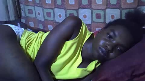 Snapshot of princess_scovia chatting on October 22, 8:36 am princess_scovia online show from October 22, 8:36 am