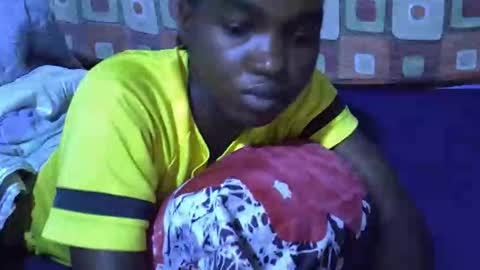 Snapshot of princess_scovia chatting on November 6, 3:07 am princess_scovia online show from November 6, 3:07 am