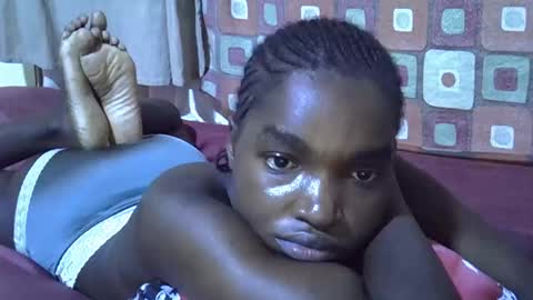 Snapshot of princess_scovia chatting on November 9, 11:30 am princess_scovia online show from November 9, 11:30 am