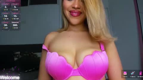 Snapshot of princessagt chatting on September 16, 10:11 pm Call Me Cloe online show from September 16, 10:11 pm