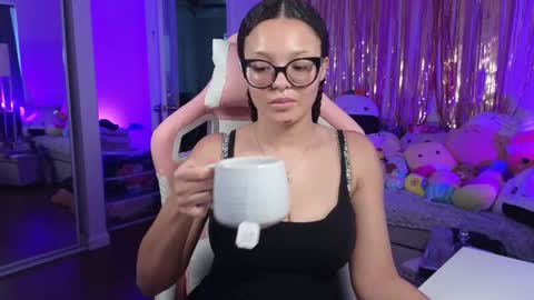 Snapshot of princessamberrrxo chatting on May 25, 4:18 am Amber online show from May 25, 4:18 am
