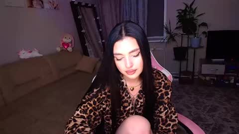 Snapshot of princessamira1 chatting on October 23, 3:11 pm princessamira1 online show from October 23, 3:11 pm