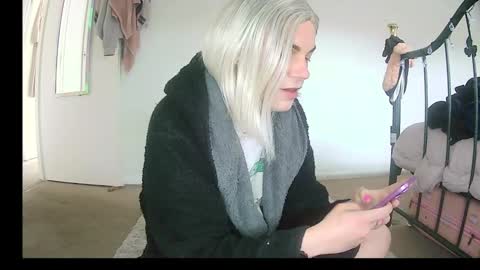 KCGREY online show from March 20, 11:04 am