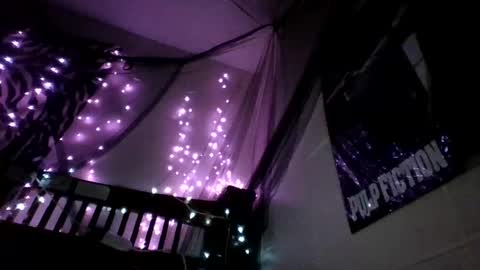 Snapshot of princesshollylove chatting on November 12, 6:58 am Holly love online show from November 12, 6:58 am