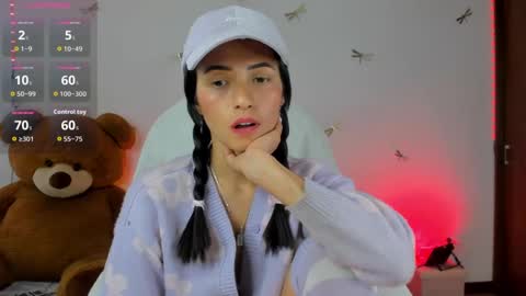 princessluna_14 online show from September 18, 8:44 pm