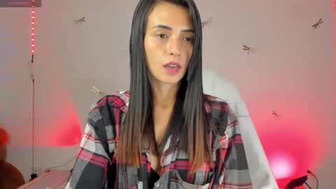princessluna_14 online show from October 14, 11:38 pm