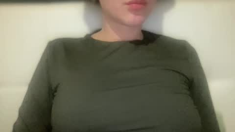 Snapshot of princesss99495055 chatting on September 21, 6:20 pm PureLust Couple online show from September 21, 6:20 pm