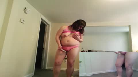 Snapshot of princessstarpuppybi chatting on February 22, 3:54 pm PuppyAshley online show from February 22, 3:54 pm