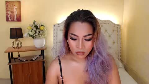 princessyanzy1 online show from December 5, 2:42 am