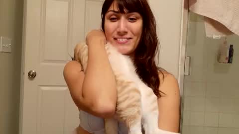 Prinxessally online show from February 4, 12:05 am