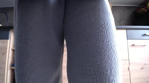 Snapshot of private_space chatting on October 9, 7:17 am Space online show from October 9, 7:17 am