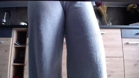 Snapshot of private_space chatting on November 11, 7:30 am Space online show from November 11, 7:30 am