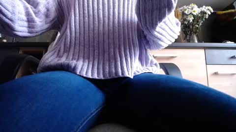 Snapshot of private_space chatting on November 26, 7:09 am Space online show from November 26, 7:09 am