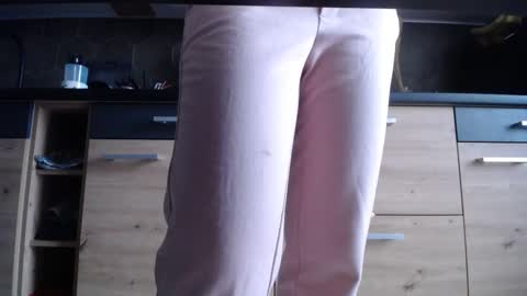 Snapshot of private_space chatting on December 1, 7:24 am Space online show from December 1, 7:24 am