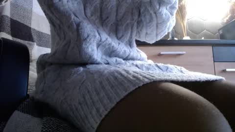 Snapshot of private_space chatting on December 5, 7:17 am Space online show from December 5, 7:17 am