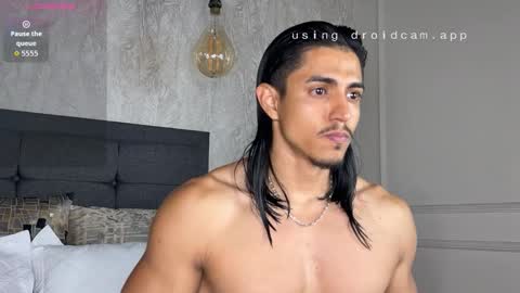 Snapshot of privilegewc chatting on November 24, 12:10 am privilegewc online show from November 24, 12:10 am