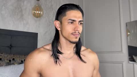 Snapshot of privilegewc chatting on December 1, 4:06 am privilegewc online show from December 1, 4:06 am