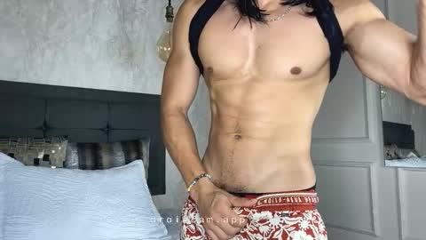 Snapshot of privilegewc chatting on December 5, 3:37 am privilegewc online show from December 5, 3:37 am