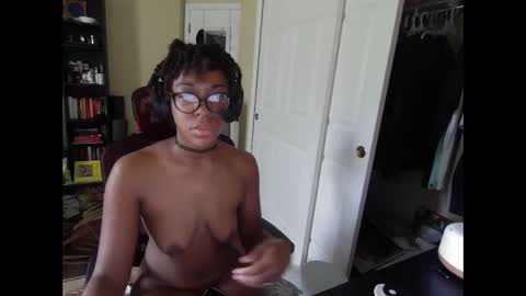 Snapshot of productivepussy chatting on September 28, 6:02 pm ProductivePorn online show from September 28, 6:02 pm