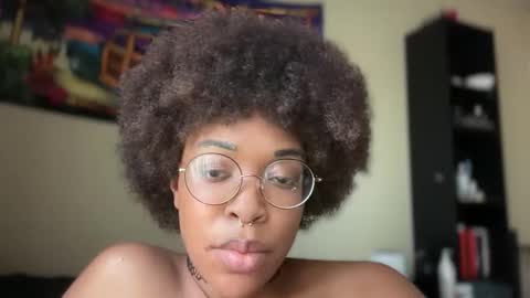 Snapshot of productivepussy chatting on December 14, 9:30 pm ProductivePorn online show from December 14, 9:30 pm