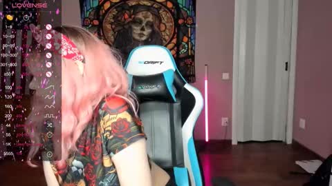 Snapshot of project_hisoka44 chatting on November 12, 3:01 pm Di online show from November 12, 3:01 pm