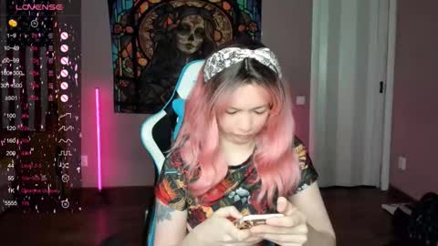 Snapshot of project_hisoka44 chatting on December 4, 11:30 am Di online show from December 4, 11:30 am