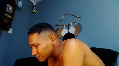 Grande y Gruesa online show from February 14, 2:23 pm