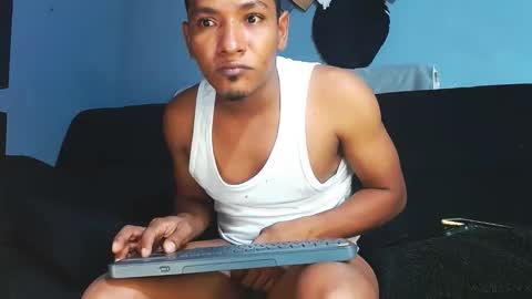 Grande y Gruesa online show from November 1, 3:19 am