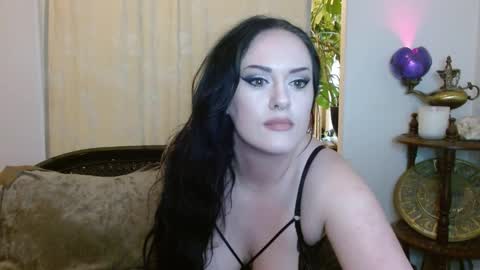 Audrey online show from December 5, 7:21 pm