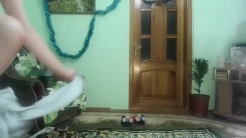 Snapshot of proud_sweet_21 chatting on December 31, 10:34 pm proud sweet 21 online show from December 31, 10:34 pm