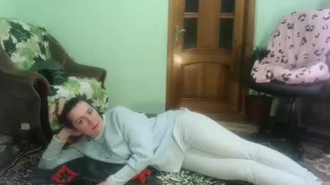 Snapshot of proud_sweet_21 chatting on January 14, 10:02 pm proud sweet 21 online show from January 14, 10:02 pm