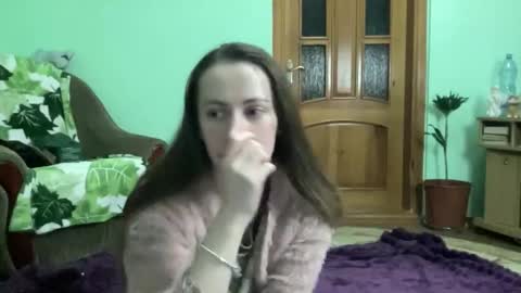 Snapshot of proud_sweet_21 chatting on October 19, 10:10 pm proud sweet 21 online show from October 19, 10:10 pm