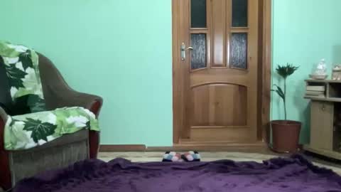 Snapshot of proud_sweet_21 chatting on November 1, 10:23 pm proud sweet 21 online show from November 1, 10:23 pm