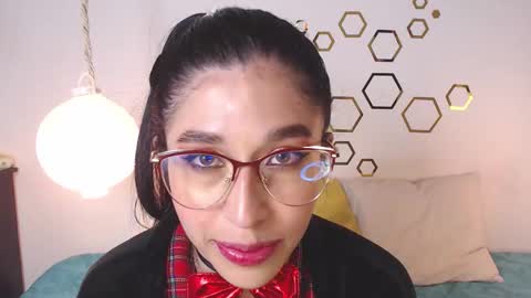 Adris  Juan online show from December 1, 4:06 am