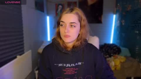 Queen of Pain online show from April 22, 4:26 am