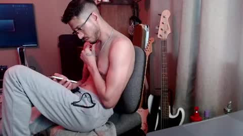 Sk8wave online show from March 1, 11:18 pm