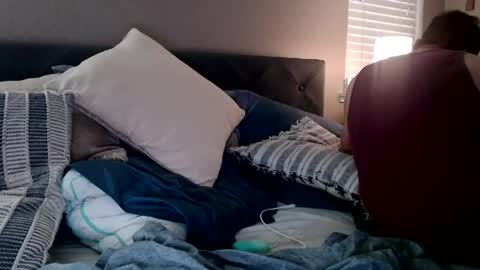 Sk8wave online show from March 31, 8:20 pm