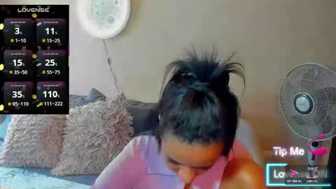 psique_naughty2 online show from March 18, 3:15 pm