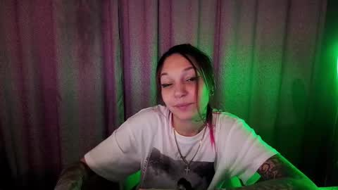 Snapshot of psyheya chatting on December 23, 7:52 pm LUCY ----- online show from December 23, 7:52 pm