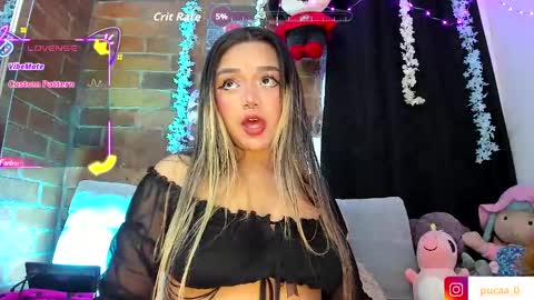 Snapshot of pucaa_ chatting on September 18, 11:40 pm Emma Rico model indep online show from September 18, 11:40 pm