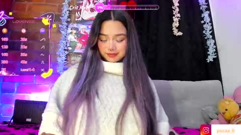 Snapshot of pucaa_ chatting on October 3, 1:13 am Emma Rico model indep online show from October 3, 1:13 am