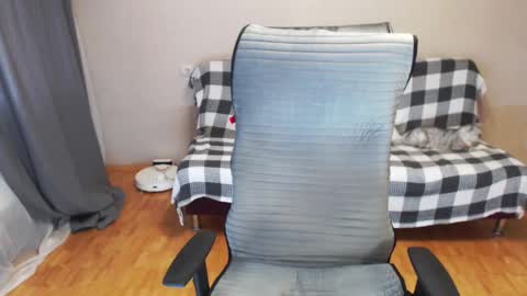 Snapshot of puma_ma chatting on September 19, 4:14 am Polly online show from September 19, 4:14 am