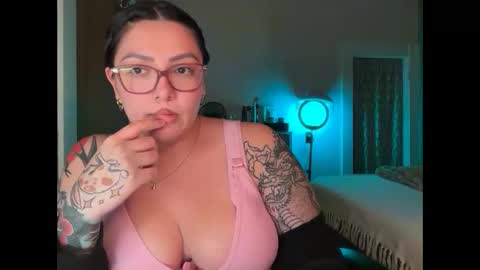 Pumpkin bunny online show from October 10, 3:38 am