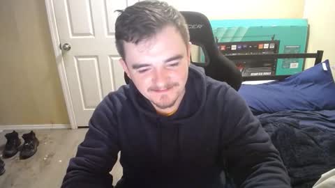 Snapshot of pumpkin_smash69 chatting on February 23, 9:39 am pumpkin_smash69 online show from February 23, 9:39 am