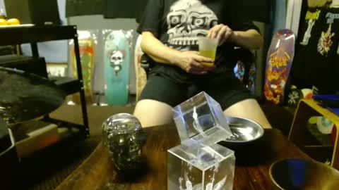 Jojo online show from March 5, 3:40 am