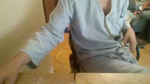 Snapshot of pup_y chatting on September 27, 7:13 am pup_y online show from September 27, 7:13 am