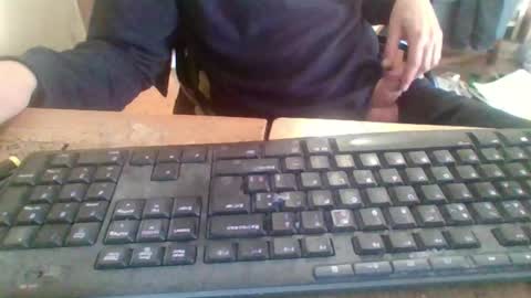 Snapshot of pup_y chatting on October 29, 8:16 am pup_y online show from October 29, 8:16 am