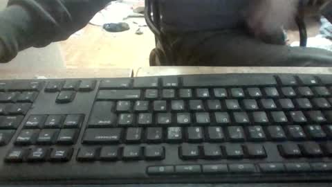 Snapshot of pup_y chatting on November 3, 7:48 pm pup_y online show from November 3, 7:48 pm